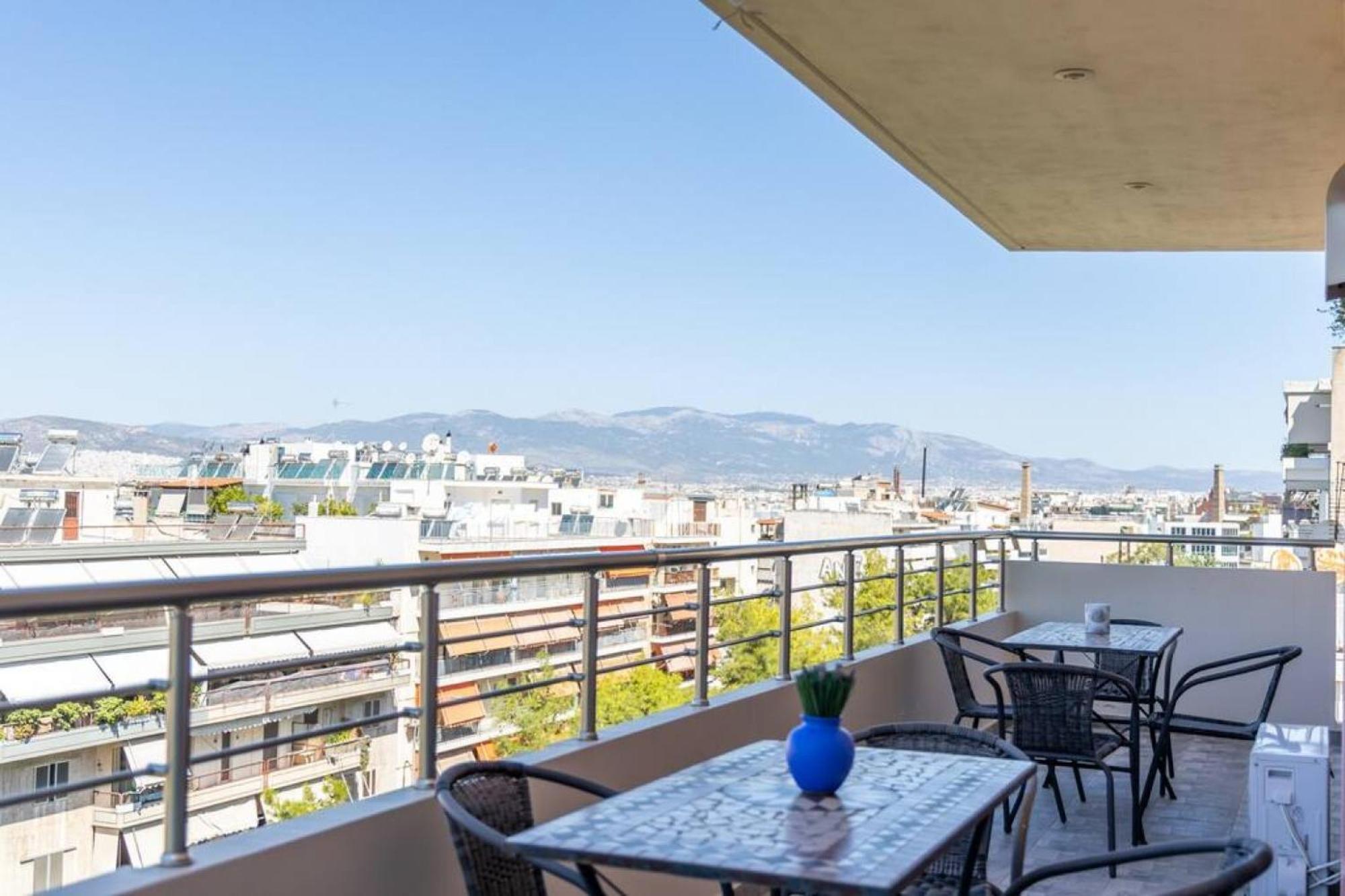 Petralona dazzling top floor 1BD/AP Athen Eksteriør billede
