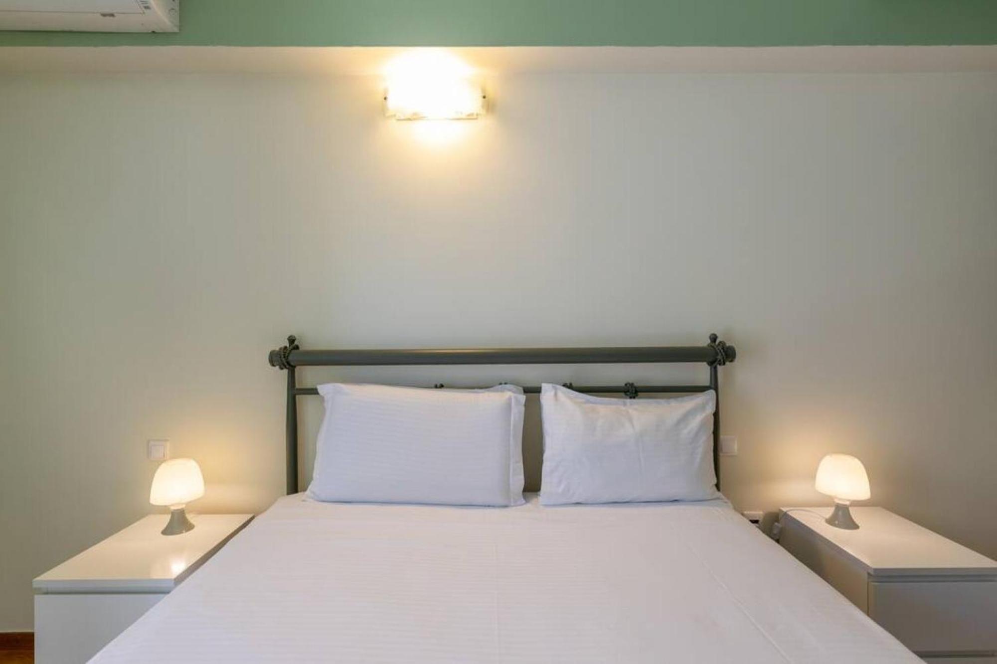 Petralona dazzling top floor 1BD/AP Athen Eksteriør billede