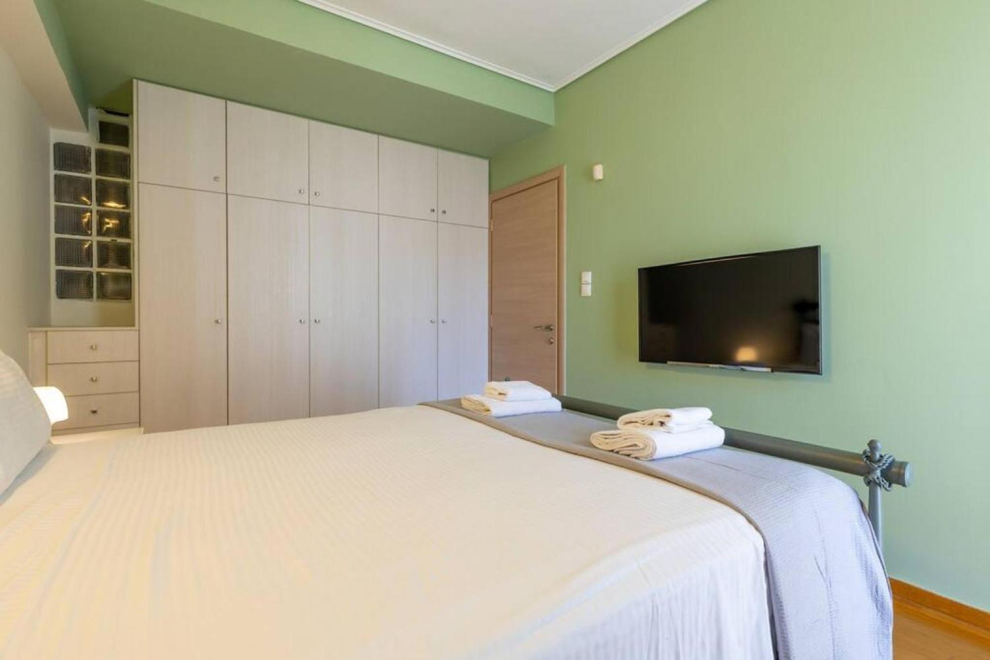 Petralona dazzling top floor 1BD/AP Athen Eksteriør billede