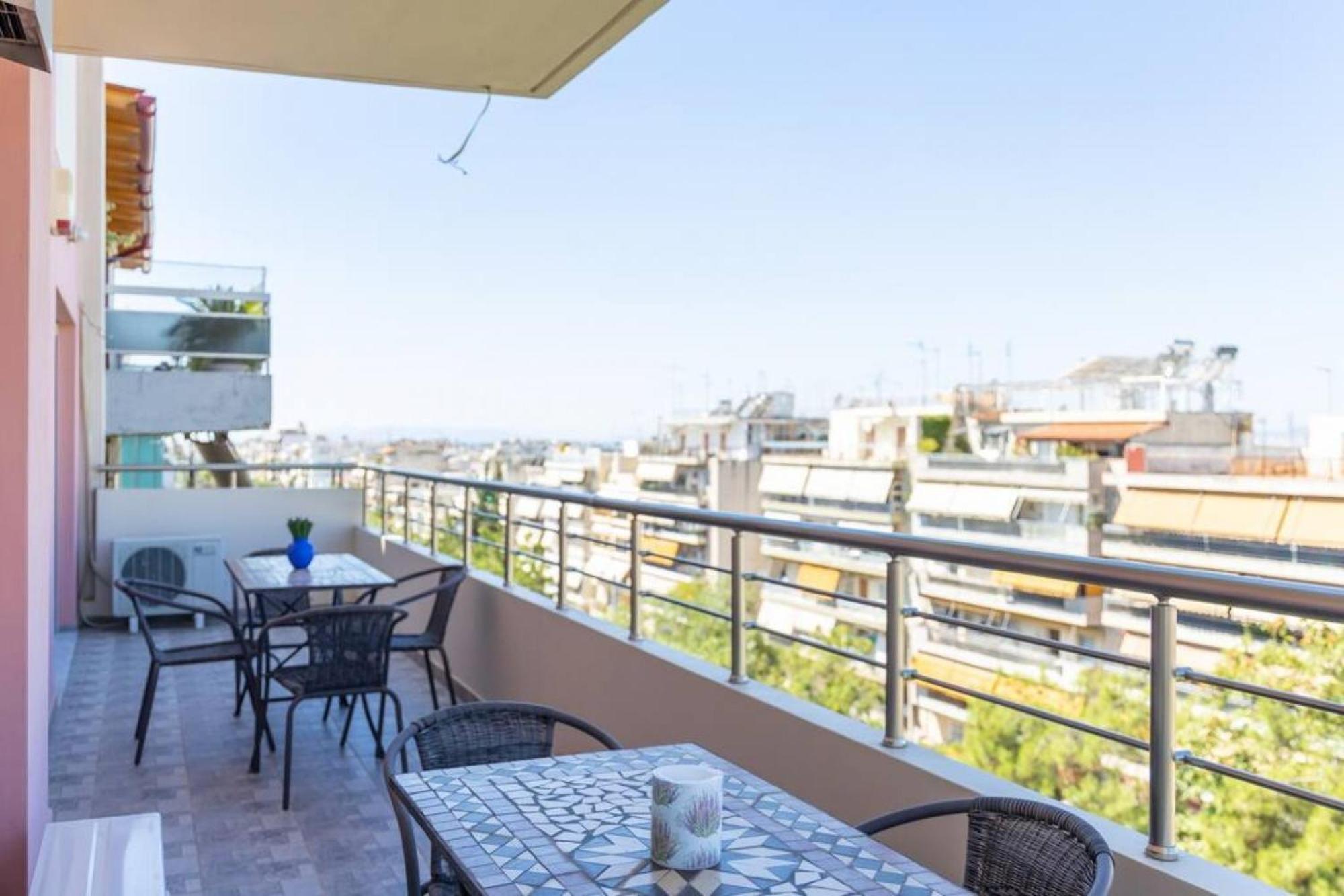 Petralona dazzling top floor 1BD/AP Athen Eksteriør billede