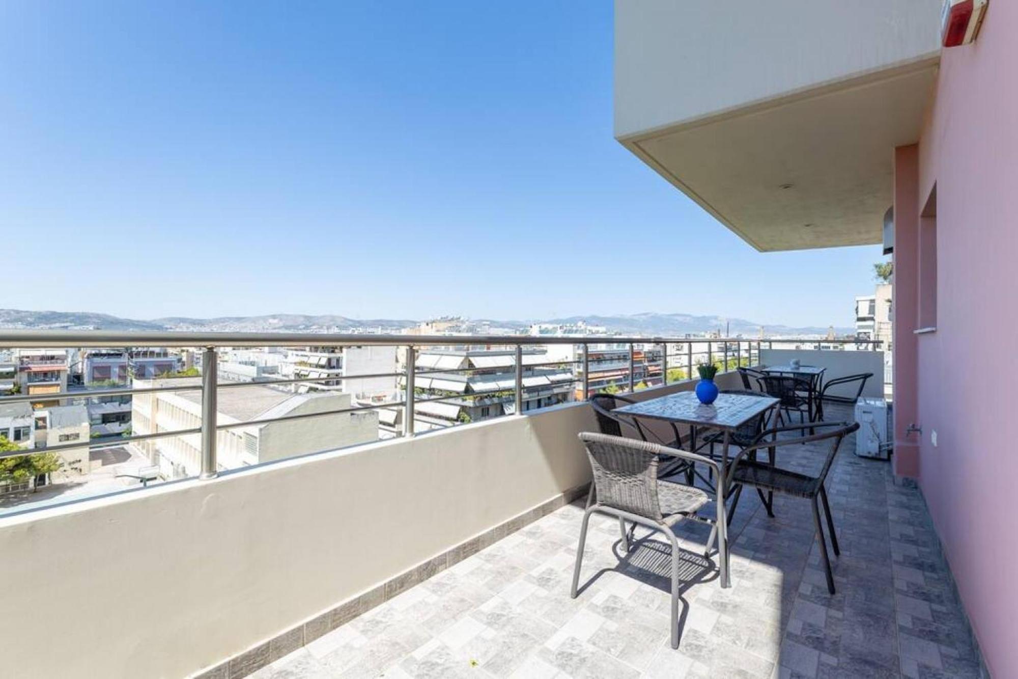 Petralona dazzling top floor 1BD/AP Athen Eksteriør billede